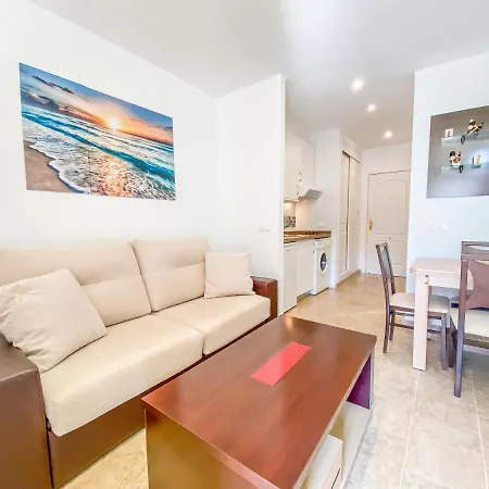 Appartamento ¡relax, Terraza Y Wifi! A 50m De La Playa
