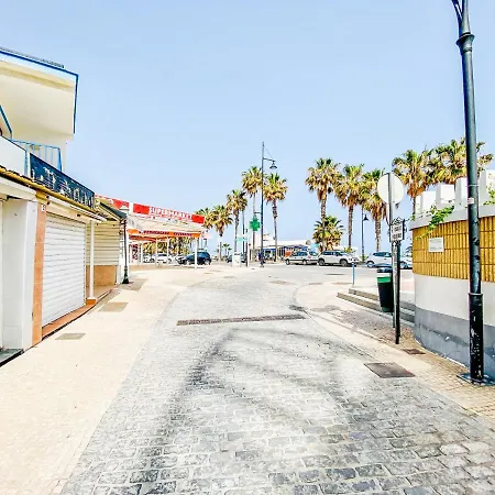 ¡relax, Terraza Y Wifi! A 50m De La Playa Appartamento